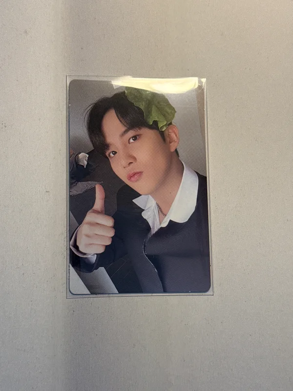 GOLDEN HOUR : Part.1 hello82 POP-UP Exclusive