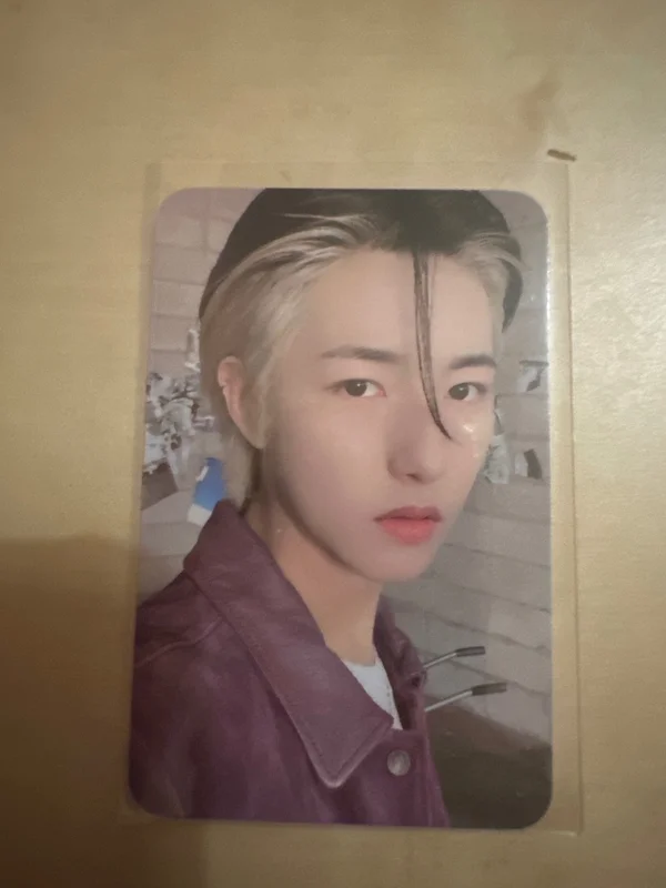 Hot Sauce HOT SAUCE KEY RING + PHOTO CARD SET