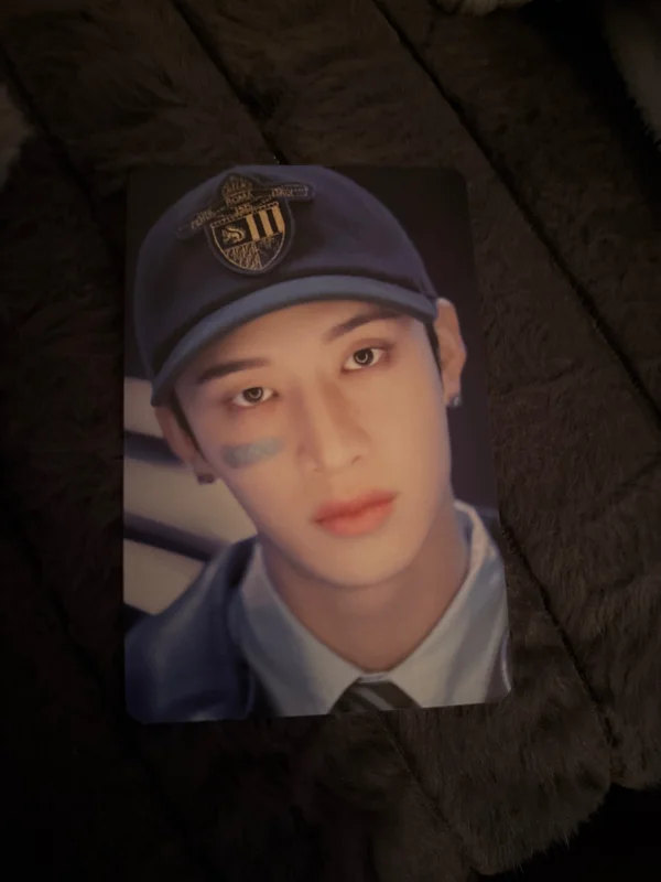 Stray Kids World Tour dominATE JAPAN POPUP STORE RANDOM TRADING CARD