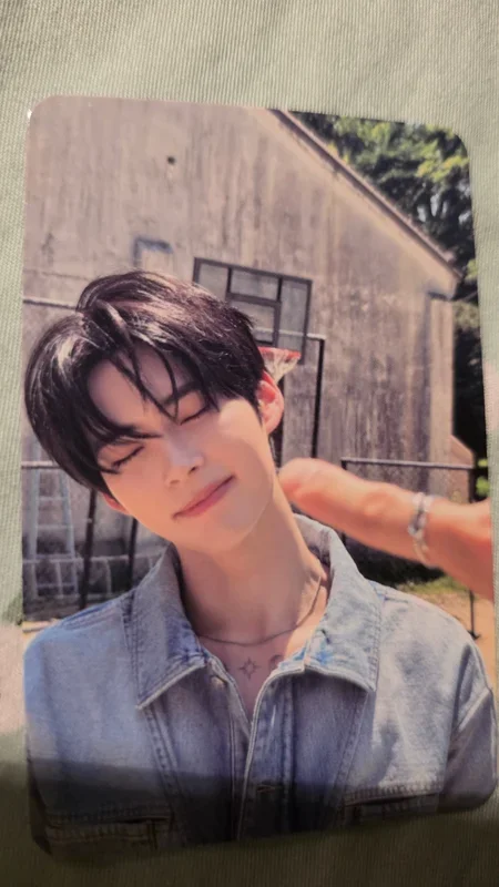 NEVER SAY NEVER PHOTOBOOK Ver. ORDINARY Ver.