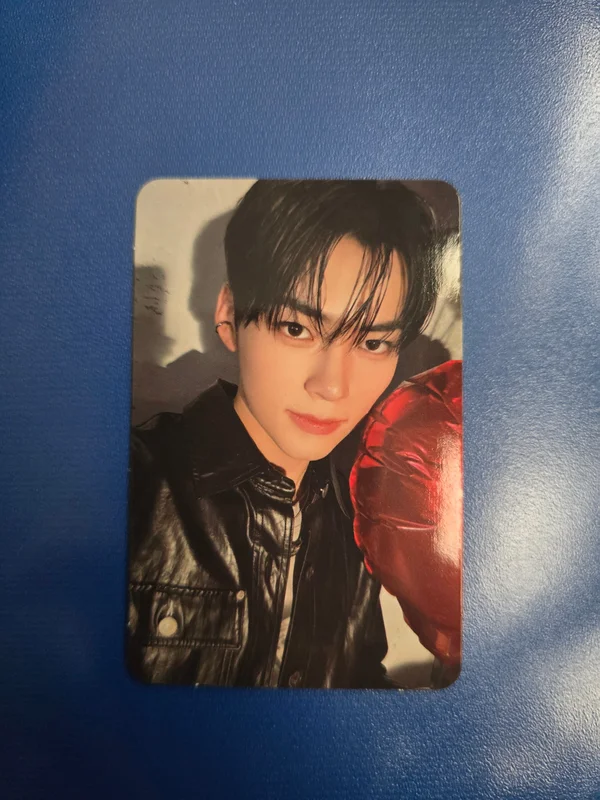 YOUTH IN THE SHADE DIGIPACK Ver.