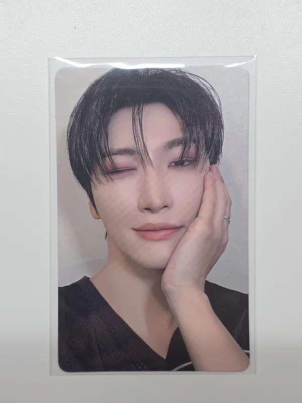 ATEEZ 7TH ANNIVERSARY OFFICIAL POP-UP '8ROOM' RANDOM PHOTOCARD PACK ver.B