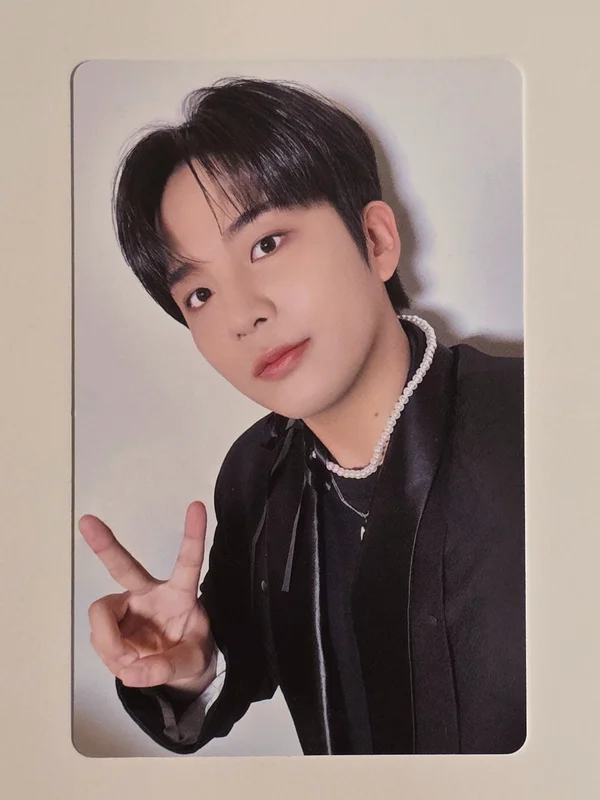 GOLDEN HOUR : Part.2 US Exclusive