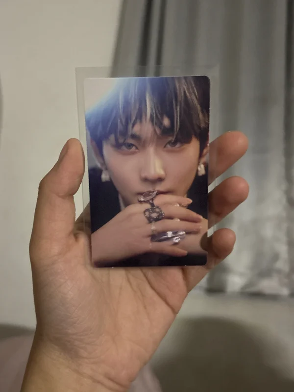 JUNGWON DARK BLOOD WEVERSE