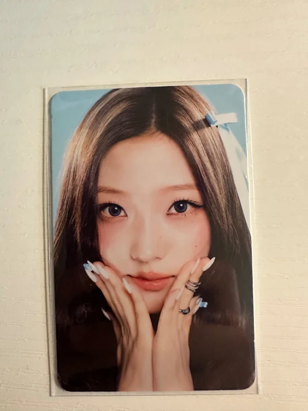 FOCUS RANDOM TRADING CARD A ver.