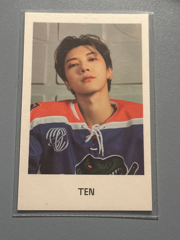 RESONANCE Pt.2 MINI COLLECT BOOK 90's Love ver