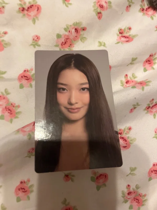SIS (Soft Is Strong) Target Exclusive/HMV
