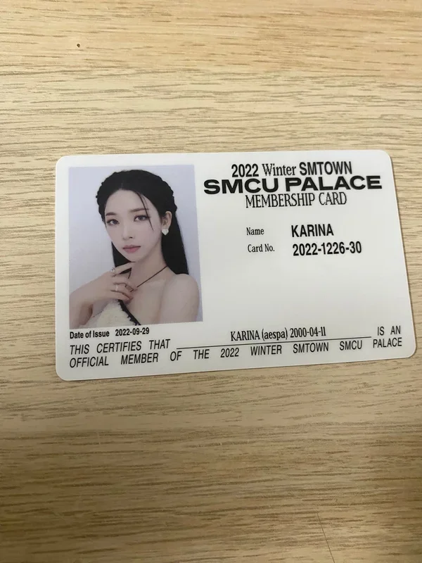 2022 Winter SMTOWN : SMCU PALACE (Membership Card Ver.)