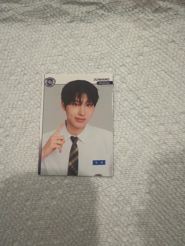 TELECA COLLECTION CARD 2025 K-POP ROOKIE BASE