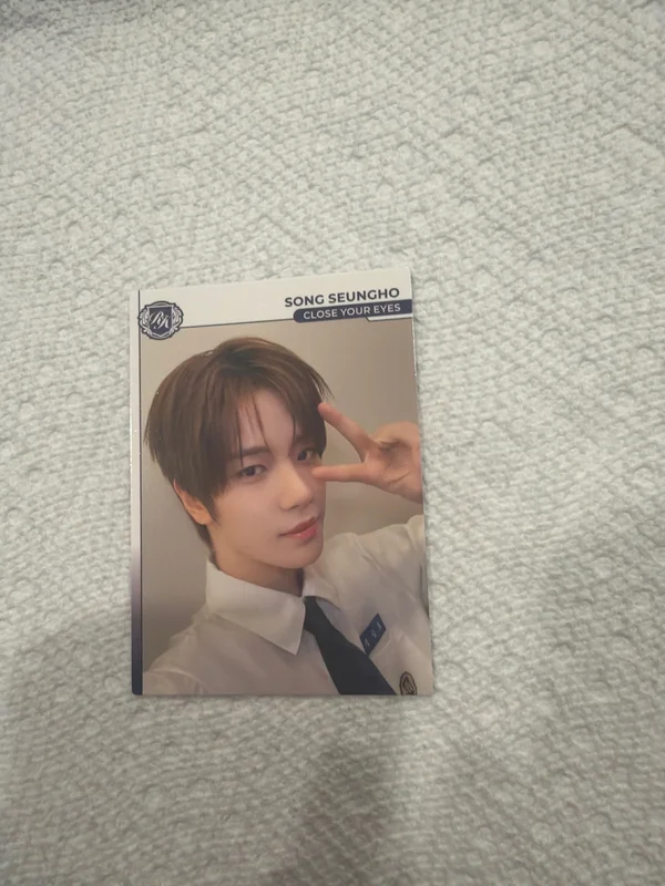 TELECA COLLECTION CARD 2025 K-POP ROOKIE BASE