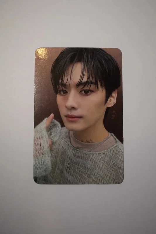 Lee know ATE Accordion Ver.