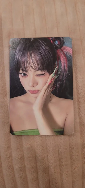 CRAZY BALACLAVA ver. - Eunchae