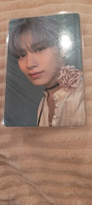 ONEUS La Dolce Vita 2024 in USA トレカ ソホ ONEUS XION 'La Dolce Vita hello82' Photocard | Sold by chi_cards