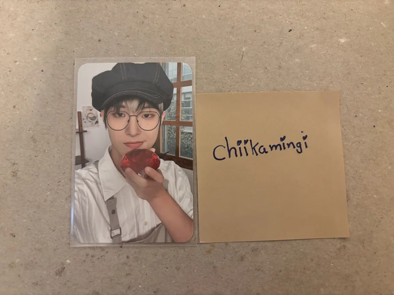 2024 SEASON'S GREETINGS YES24