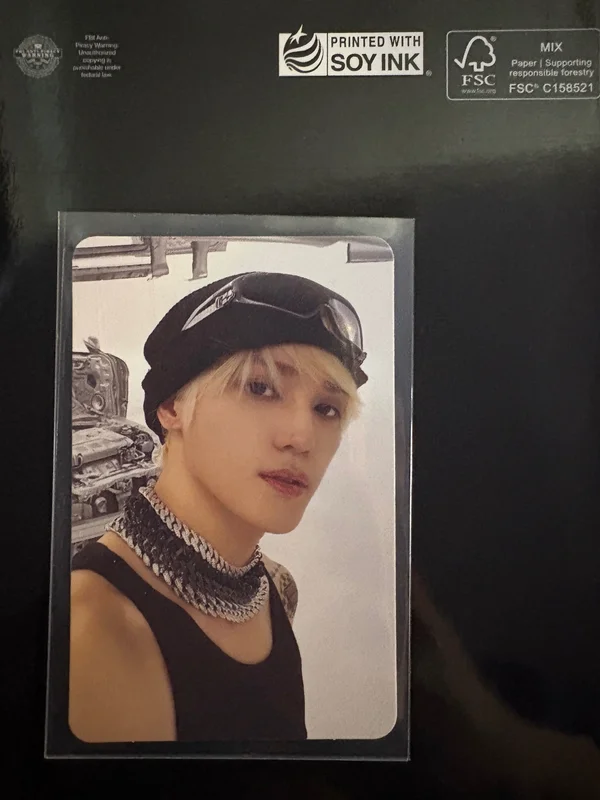 2 Baddies Photobook Ver. FASTER Ver.