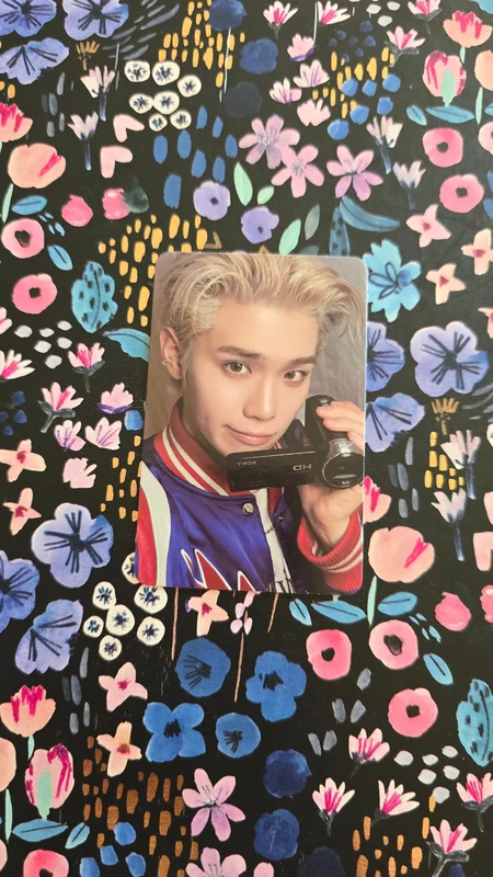 NEVER SAY NEVER PHOTOBOOK Ver. ICON Ver.