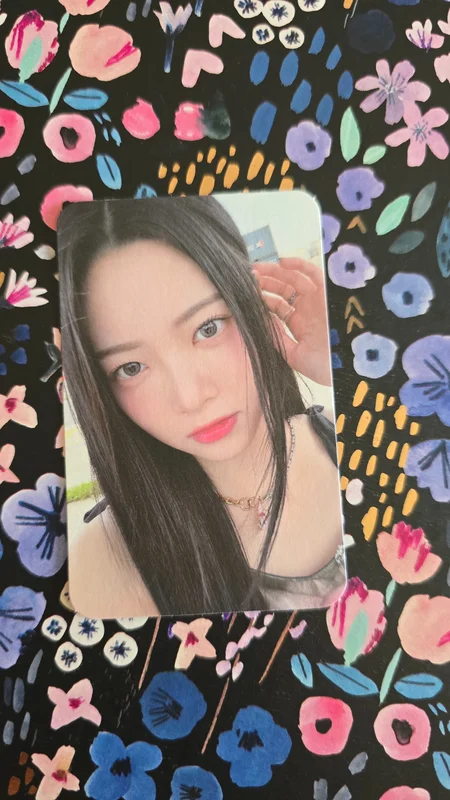 ANTIFRAGILE Weverse Albums Ver.