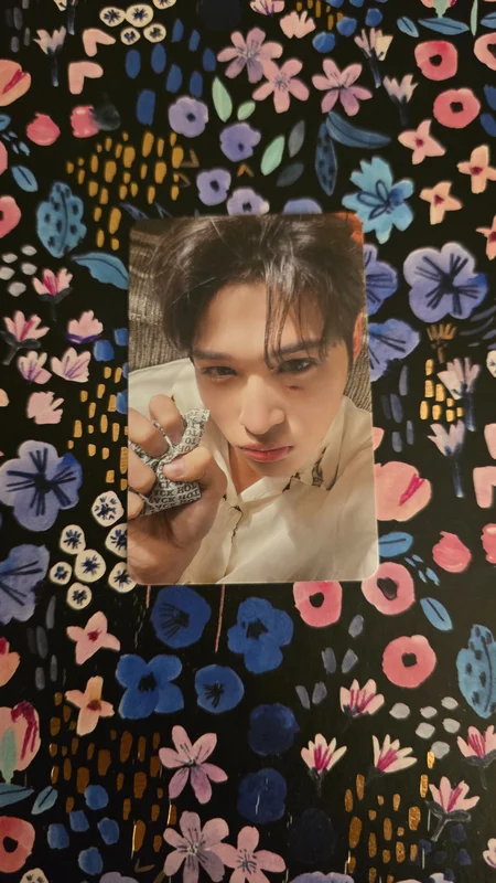 ONE HEARTED Postcard Ver.