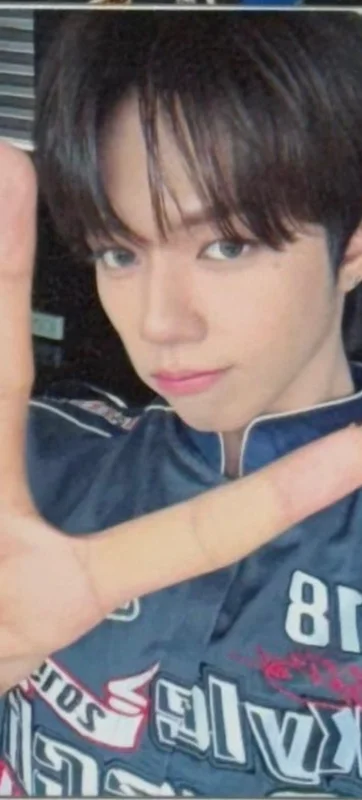 WHO WE ARE KPOP TOGETHER