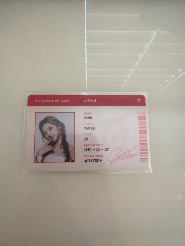Formula of Love: O+T=<3 SCIENTIST ID CARD