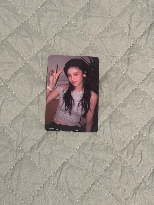 YEJI Girls Will Be Girls PLATFORM ALBUM_POCAALBUM A VER.