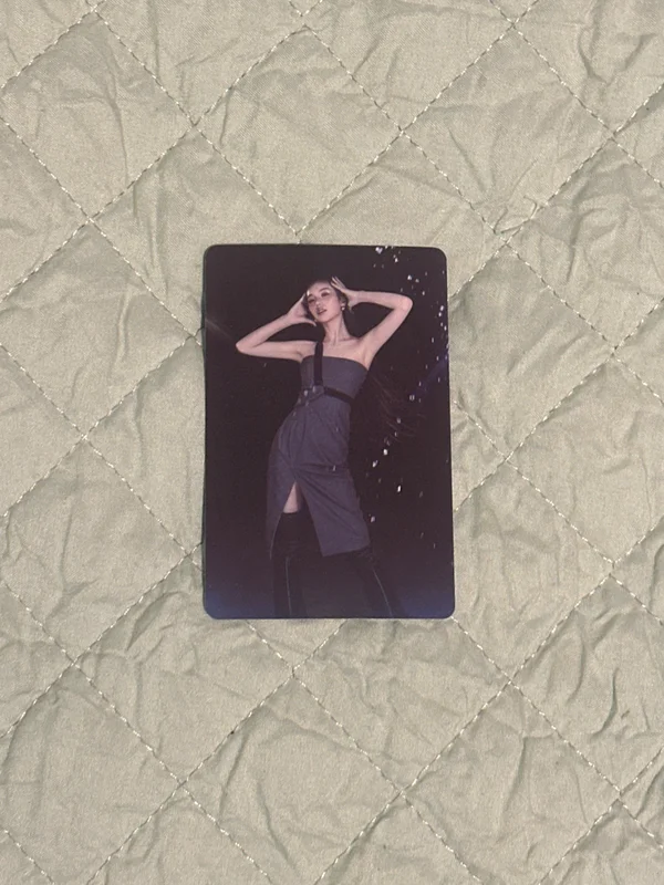 YEJI AIR PLATFORM ALBUM_POCAALBUM B VER.