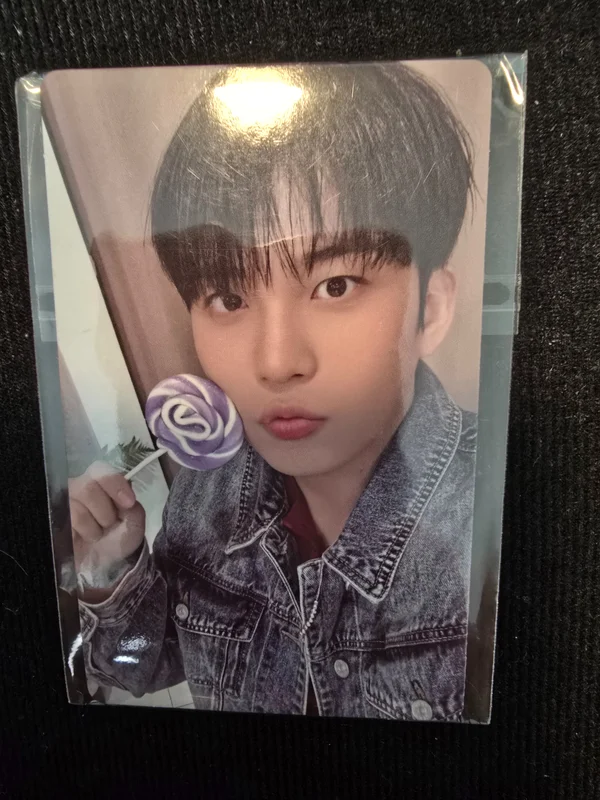 2026 ATEEZ FANMEETING [ATINY'S VOYAGE : TINY MYSTERY] GHOST SQUISHY KEYRING