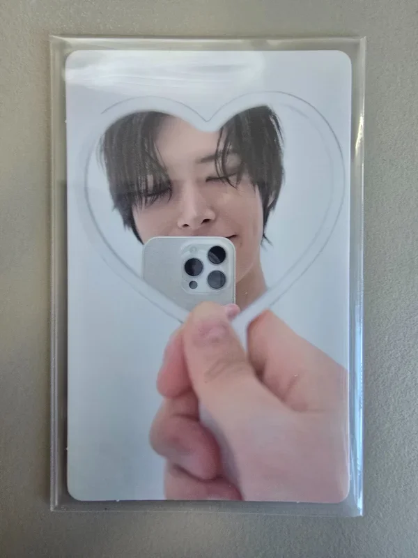 ATEEZ 2025 WORLD TOUR [IN YOUR FANTASY] IN INCHEON RANDOM PHOTOCARD PACK