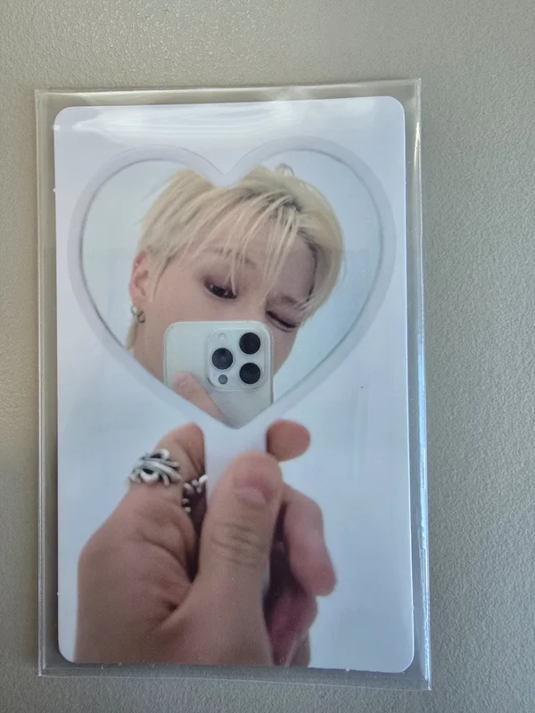 ATEEZ 2025 WORLD TOUR [IN YOUR FANTASY] IN INCHEON RANDOM PHOTOCARD PACK