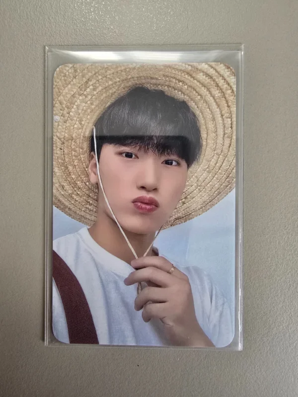 THE WORLD EP.2 : OUTLAW OFFICIAL POP-UP STORE 럭키드로우