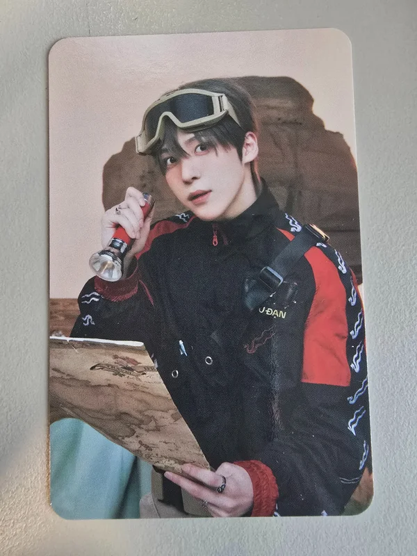 ATEEZ X ANITEEZ POP-UP STORE ANITEEZ IN TREASURE RANDOM TRADING CARD