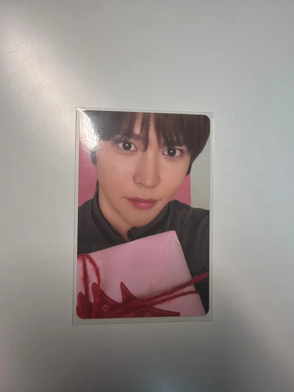 2024 PINK CHRISTMAS PHOTO CARD RANDOM PACK