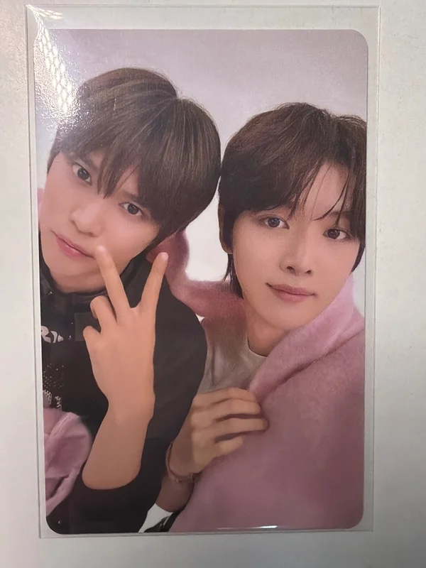 2024 PINK CHRISTMAS PHOTO CARD RANDOM PACK