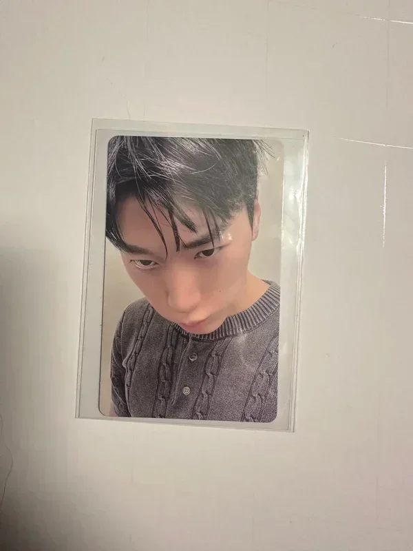 ATEEZ 7TH ANNIVERSARY OFFICIAL POP-UP '8ROOM' RANDOM PHOTOCARD PACK ver.B