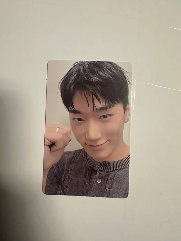 ATEEZ 7TH ANNIVERSARY OFFICIAL POP-UP '8ROOM' RANDOM PHOTOCARD PACK ver.A