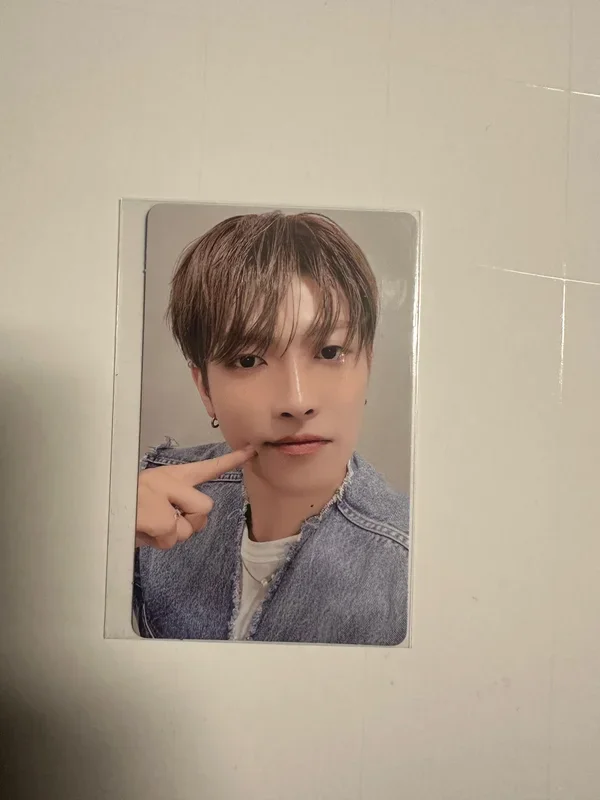 ATEEZ 7TH ANNIVERSARY OFFICIAL POP-UP '8ROOM' RANDOM PHOTOCARD PACK ver.B