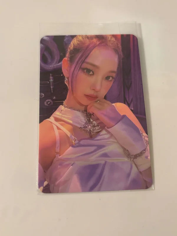 Girls Digipack Ver. US Exclusive