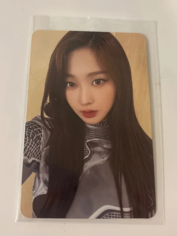 Girls Digipack Ver. US Exclusive