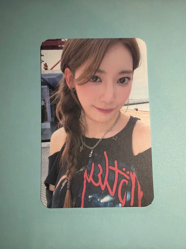 ANTIFRAGILE Weverse Albums Ver.
