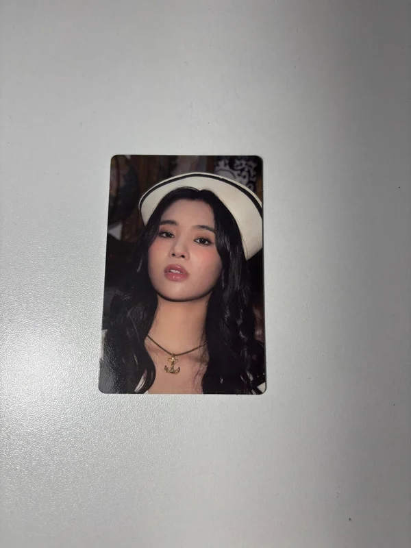 SIS (Soft Is Strong) Target Exclusive/HMV