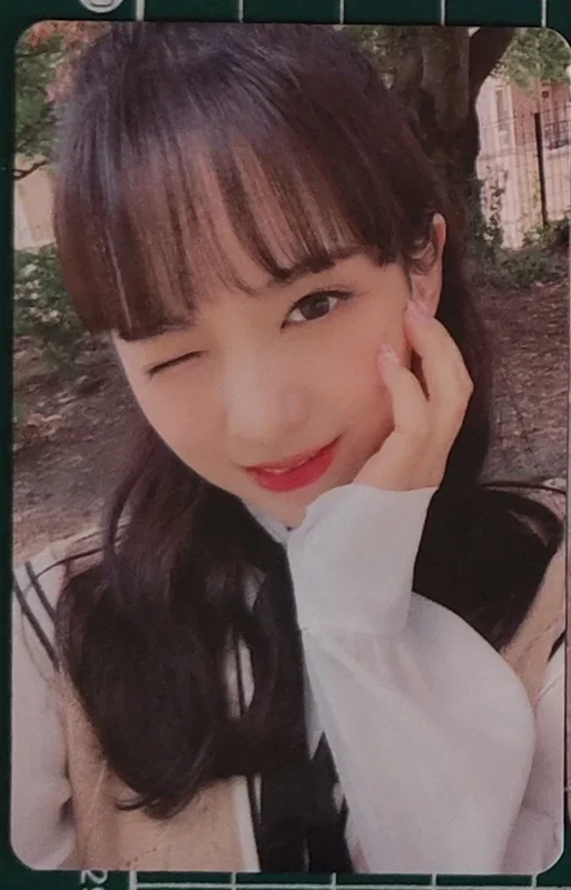 dazzling girls in london l-holder b