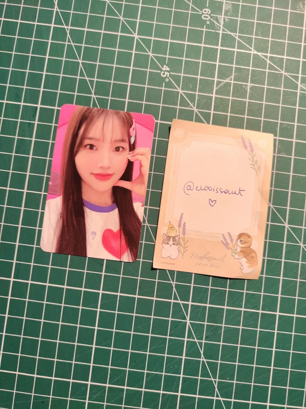 Play Game : Holiday E world ver.