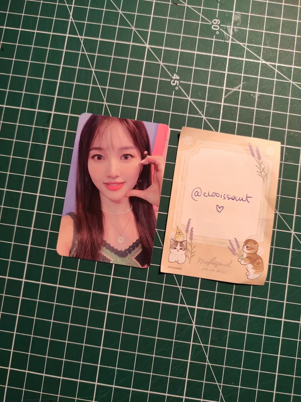 Play Game : Holiday E world ver.