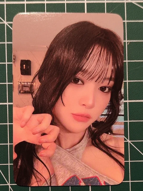 loossemble hyunjin one of a kind drink pc