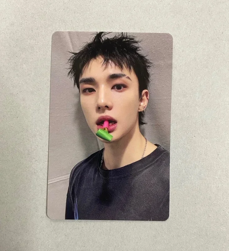 Stray Kids Hyunjin KARMA YIZHIYU Yzy