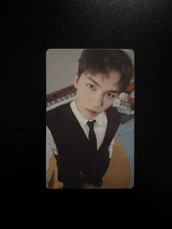 17 IS RIGHT HERE WEVERSE