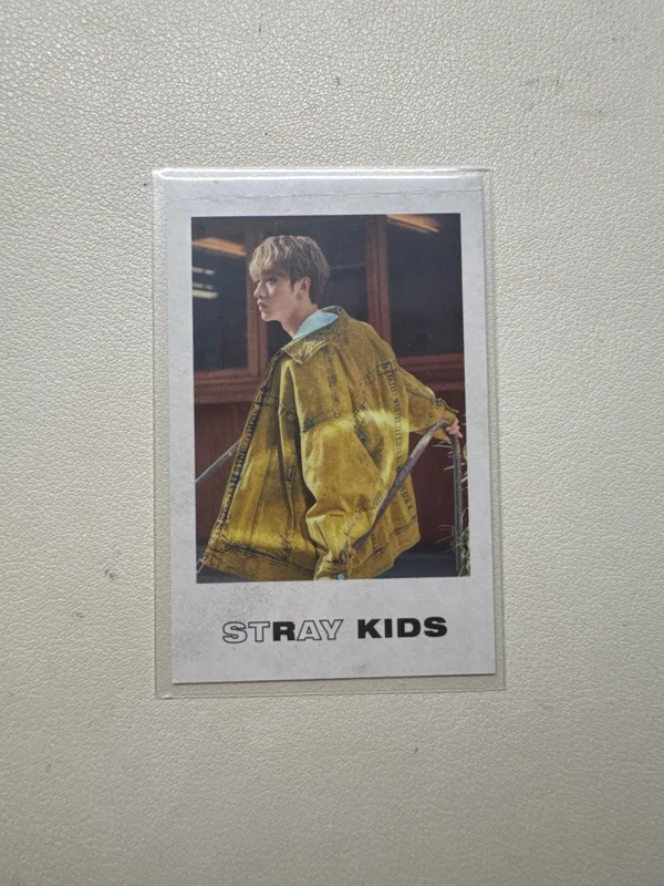 Stray Kids World Tour District 9 : Unlock in SEOUL POLAROID SET