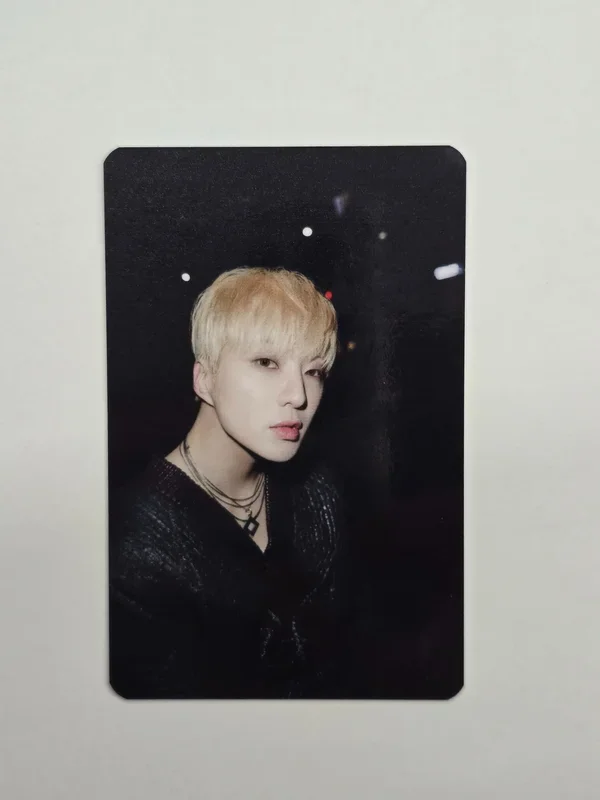 HOLIDAY DIGIPACK ver. WEVERSE