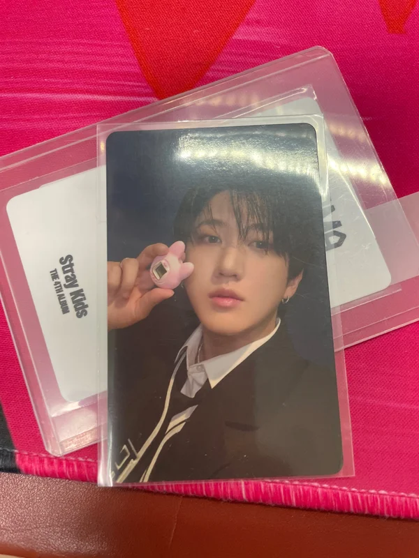 SKZOO TAMAGOTCHI & CASE SET