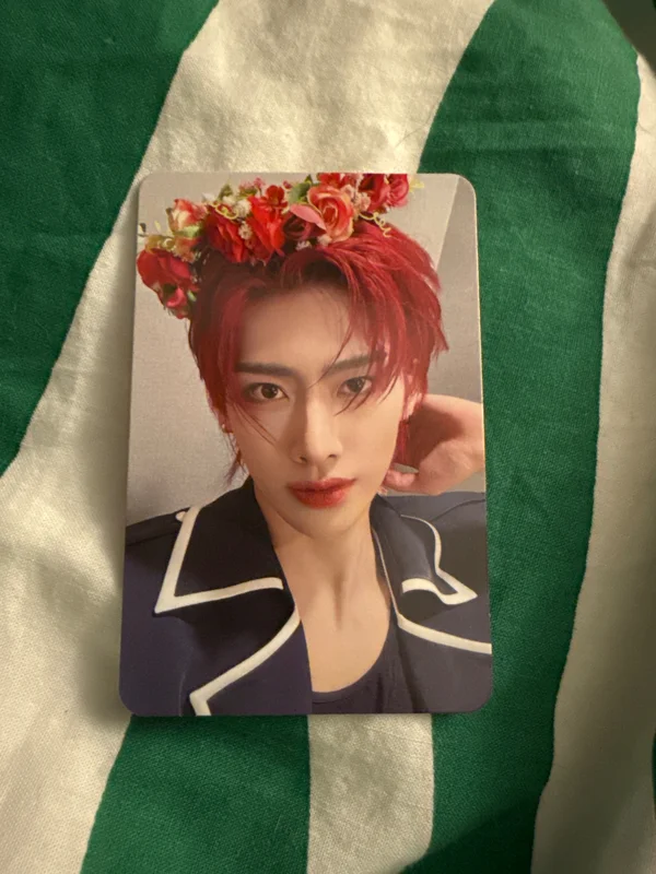 You had me at HELLO Digipack ver. MAKESTAR